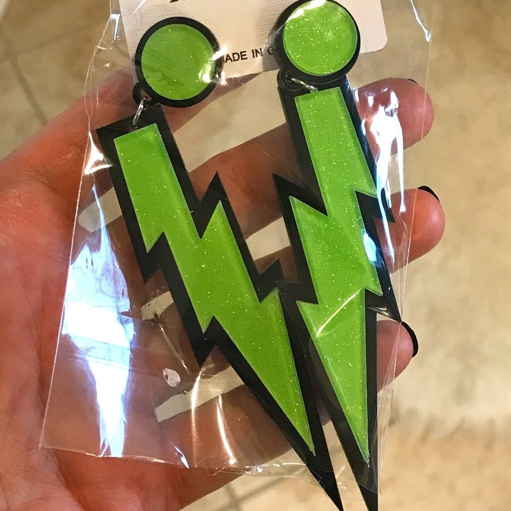 Green lightning earring
